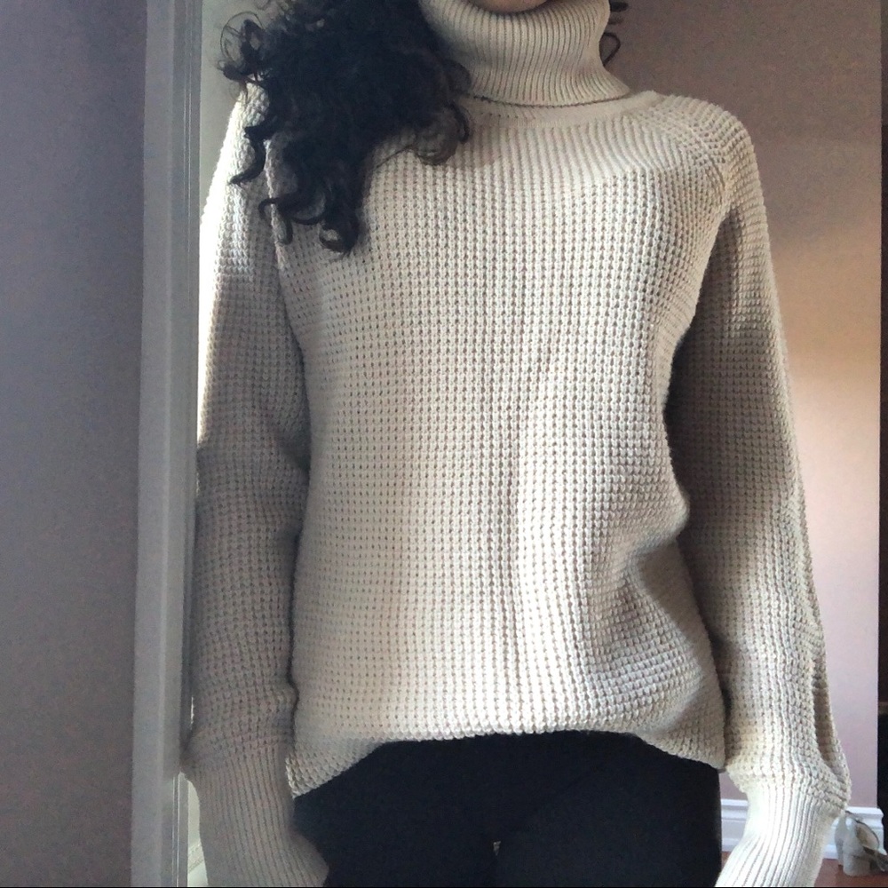 Turtleneck sweater - M by Mendocino